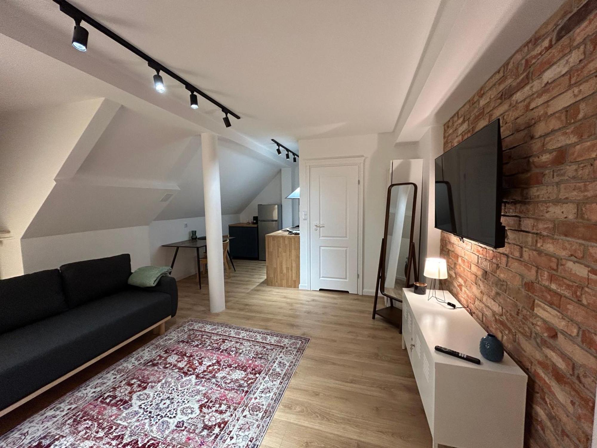Old Tenement Apartment Warszawa Zewnętrze zdjęcie